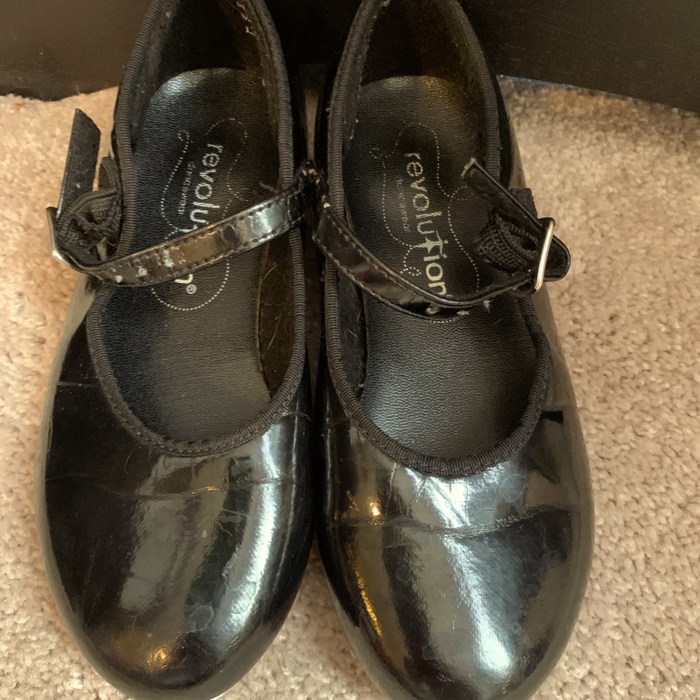 Revolution brand size 11 black tap shoes